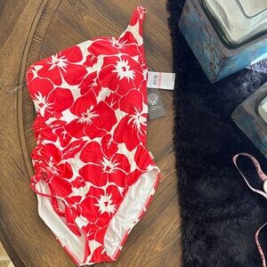 Vince Camuto Hibiscus Flower One Piece NWT Size 10